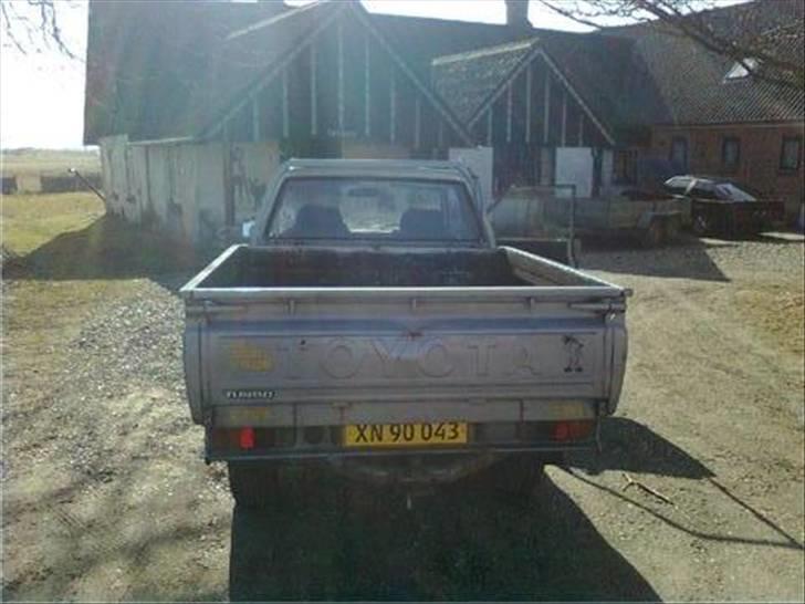 Nissan king cab 4wd byttet billede 3