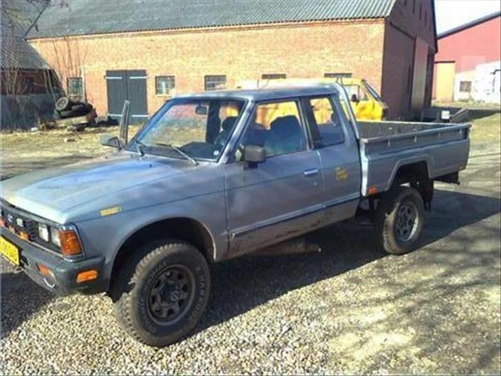 Nissan king cab 4wd byttet billede 10