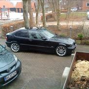 BMW 318ti compact solgt