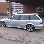 BMW 328i touring 