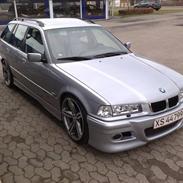 BMW 328i touring 