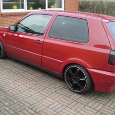 VW golf 3 lowrider  (SOLGT)