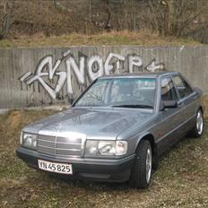 Mercedes Benz 190