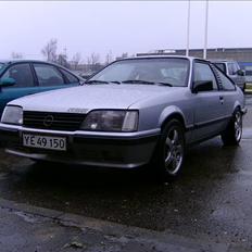 Opel monza gse (solgt)