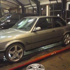 BMW 320i e30 SOLGT
