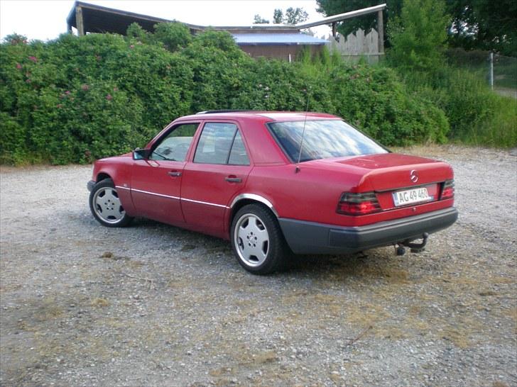Mercedes Benz 124 300d billede 13