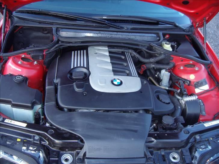 BMW 330d SOLGT billede 10