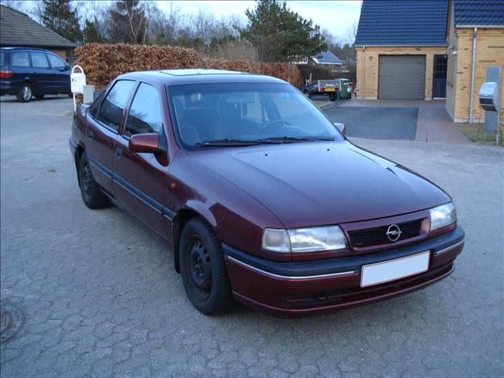 Opel Vectra 2.0i GLS billede 2