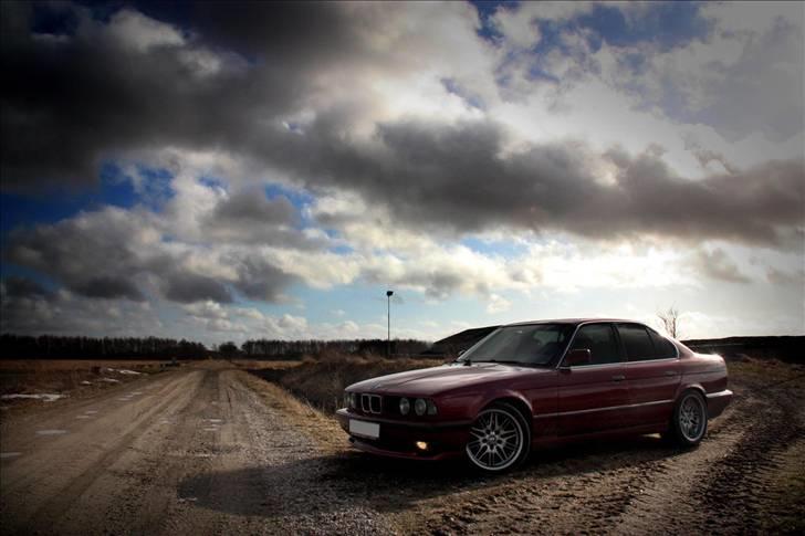 BMW E34 525 TDS billede 1