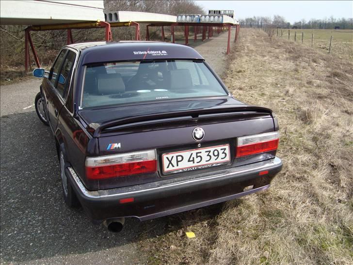 BMW e30 320i <solgt> billede 4