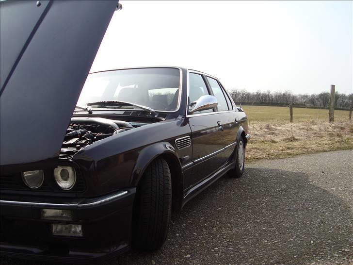 BMW e30 320i <solgt> billede 8