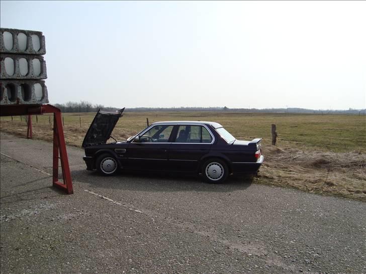 BMW e30 320i <solgt> billede 12