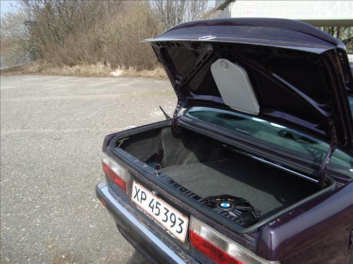 BMW e30 320i <solgt> billede 16