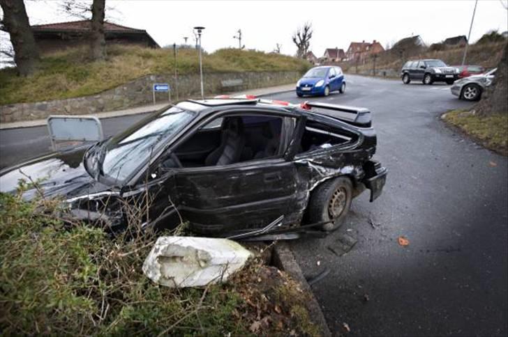 Honda CRX 1,6i 16V TOTAL SKADET billede 10