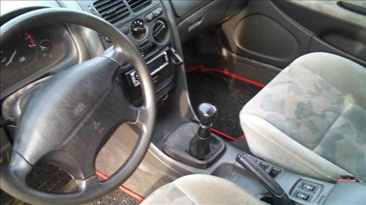 Mitsubishi Carisma billede 8