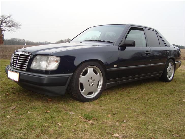 Mercedes Benz W124 260E  billede 3