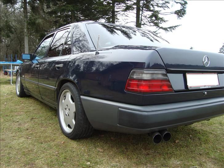 Mercedes Benz W124 260E  billede 6