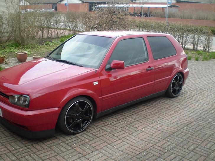 VW golf 3 lowrider  (SOLGT) billede 1