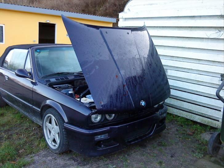BMW E30 325i cab. billede 3
