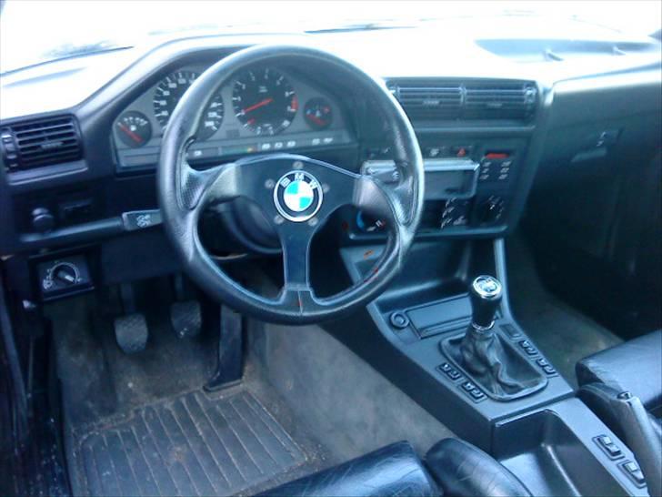 BMW E30 325i cab. billede 8