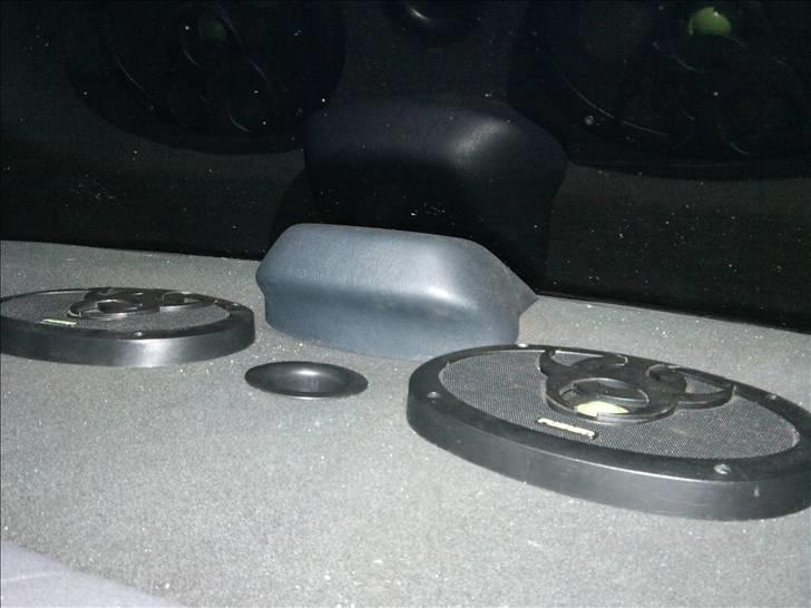 Toyota carina e  billede 7