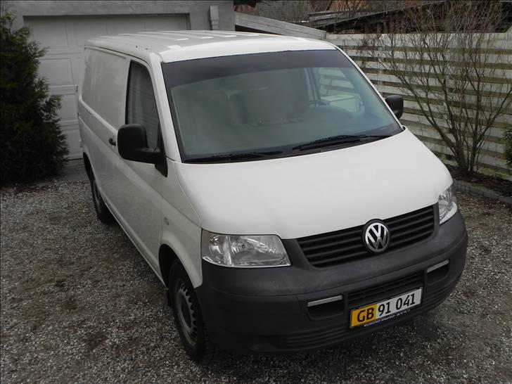 VW Transporter T5 (solgt) billede 1