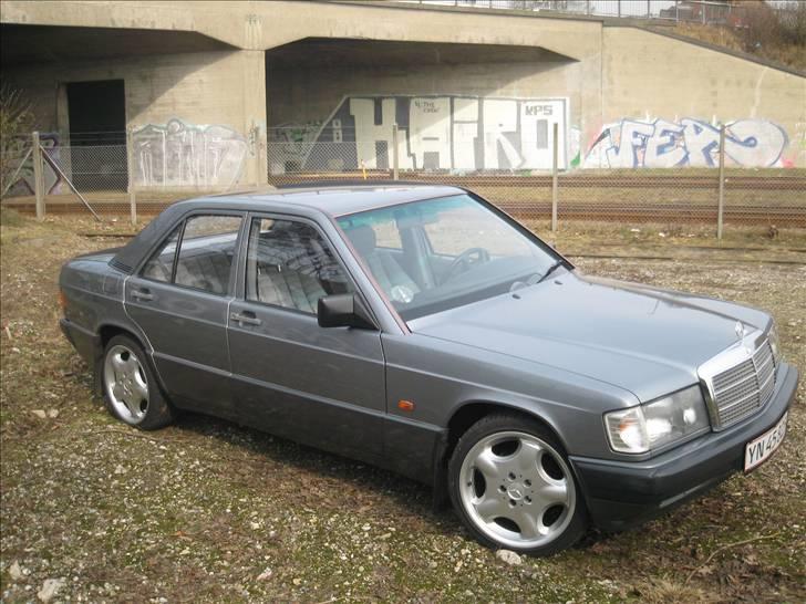 Mercedes Benz 190 billede 2