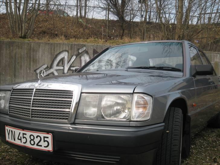 Mercedes Benz 190 billede 4