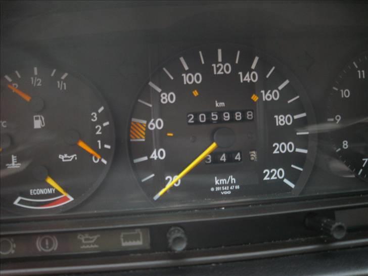 Mercedes Benz 190 billede 6