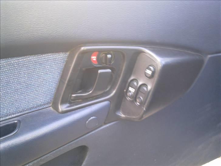 Mitsubishi Colt Mk GLXi 1,5 | SOLGT billede 4