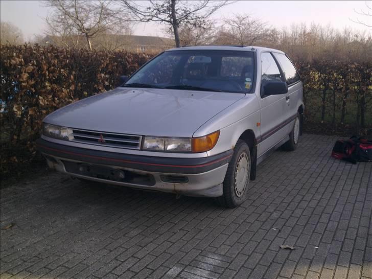 Mitsubishi Colt Mk GLXi 1,5 | SOLGT billede 6