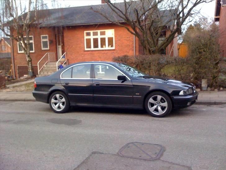 BMW 523i e39 Solgt! - her med originale bmw fælge fra en 535d e61 billede 17