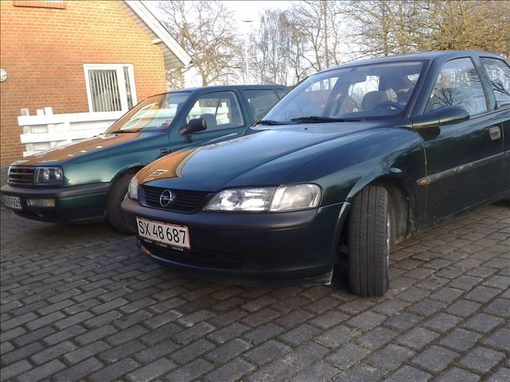 Opel vectra b totalskadet :( billede 14