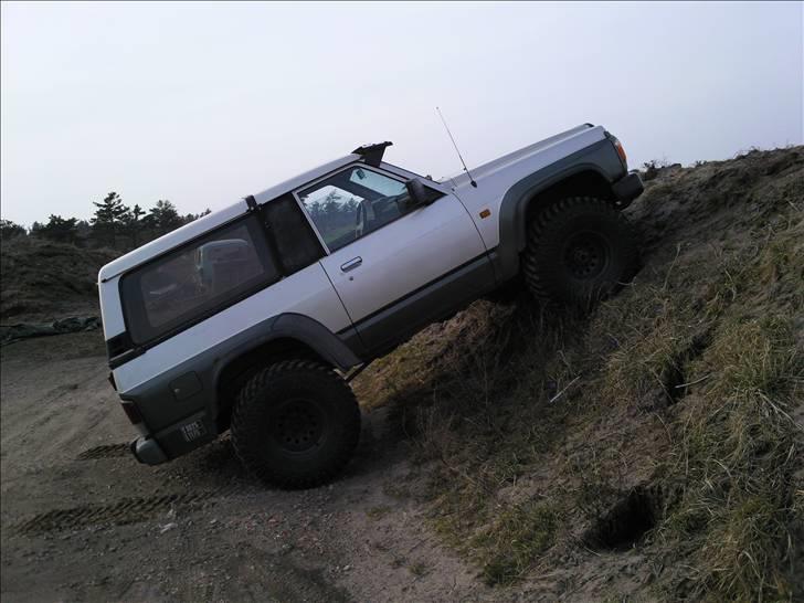 Nissan Patrol 2.8 TD Solgt billede 3