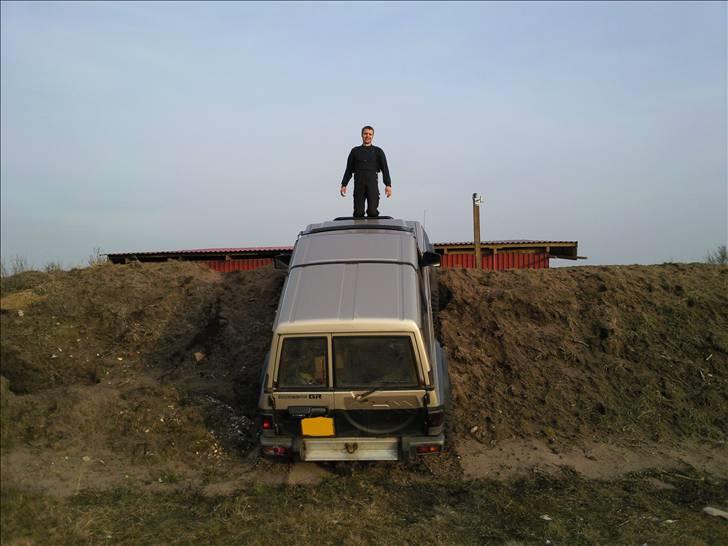 Nissan Patrol 2.8 TD Solgt - Ny kølerfigur:-) billede 15