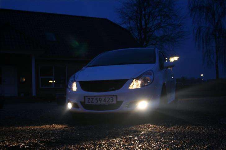 Opel corsa SPORT billede 2