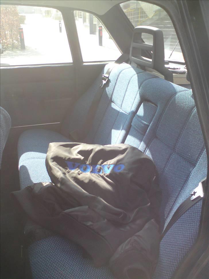 Volvo 240 GL (I Garage) billede 11