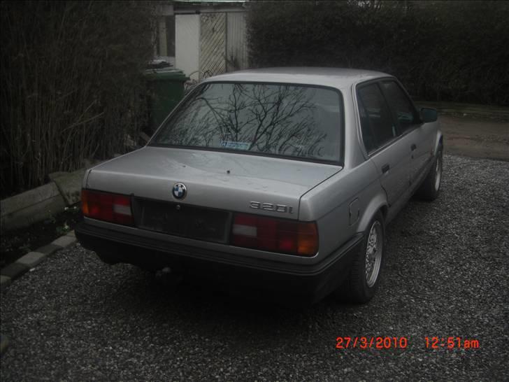 BMW 320i e30  billede 2