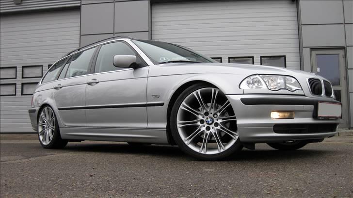 BMW 328i Touring billede 2