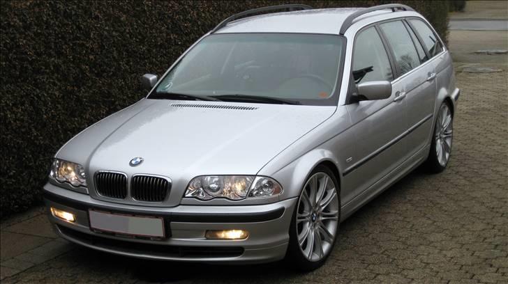 BMW 328i Touring billede 4