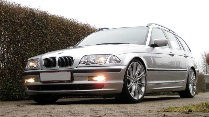 BMW 328i Touring billede 9