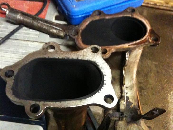 Subaru Legacy 4WD Turbo SOLGT - Downpipe og std billede 12