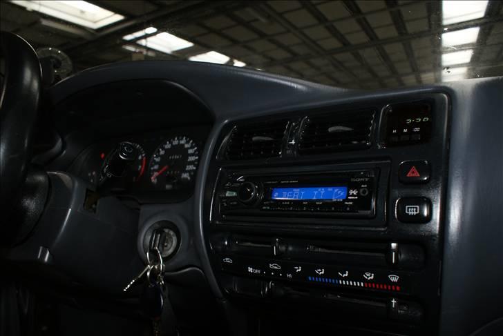 Toyota Corolla 1.6 20v (SOLGT) billede 6