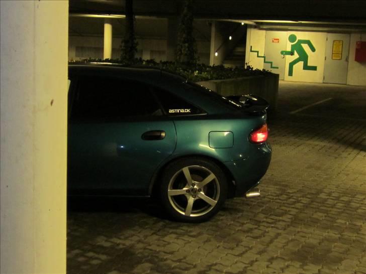 Mazda 323F BA (SOLGT) billede 3