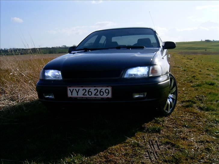 Toyota carina 1,6 billede 4