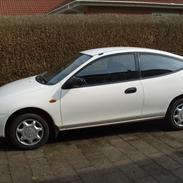 Mazda 323C 3-dørs hatchback