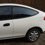 Mazda 323C 3-dørs hatchback