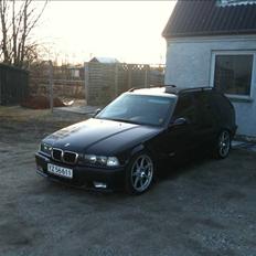 BMW 325tds Exclusive Touring