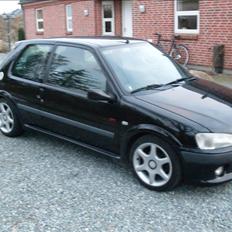Peugeot 106 GTI 16v ( SOLGT )