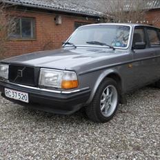 Volvo 240 "Solgt"